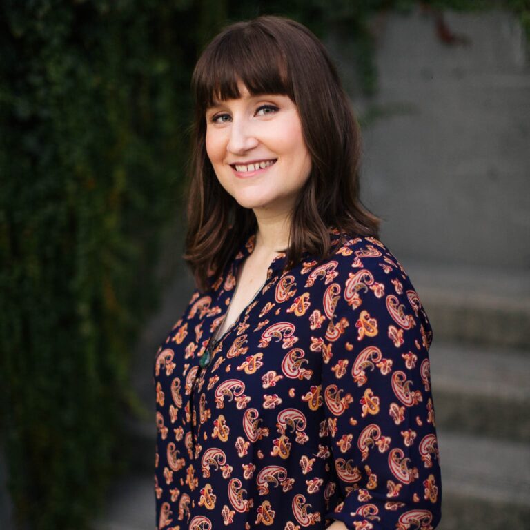 Read more about the article Faith Erin Hicks